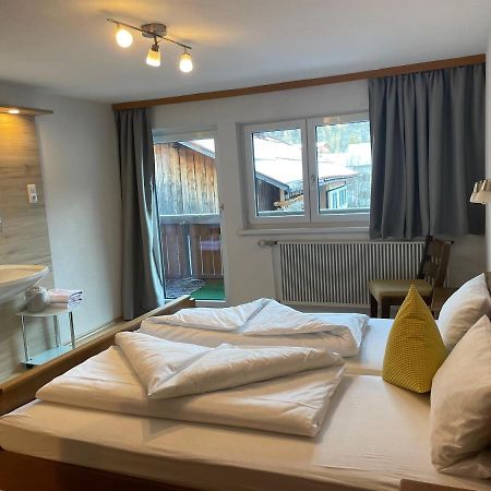 Ferienwohnungen Haus Bergflora Бах Екстериор снимка