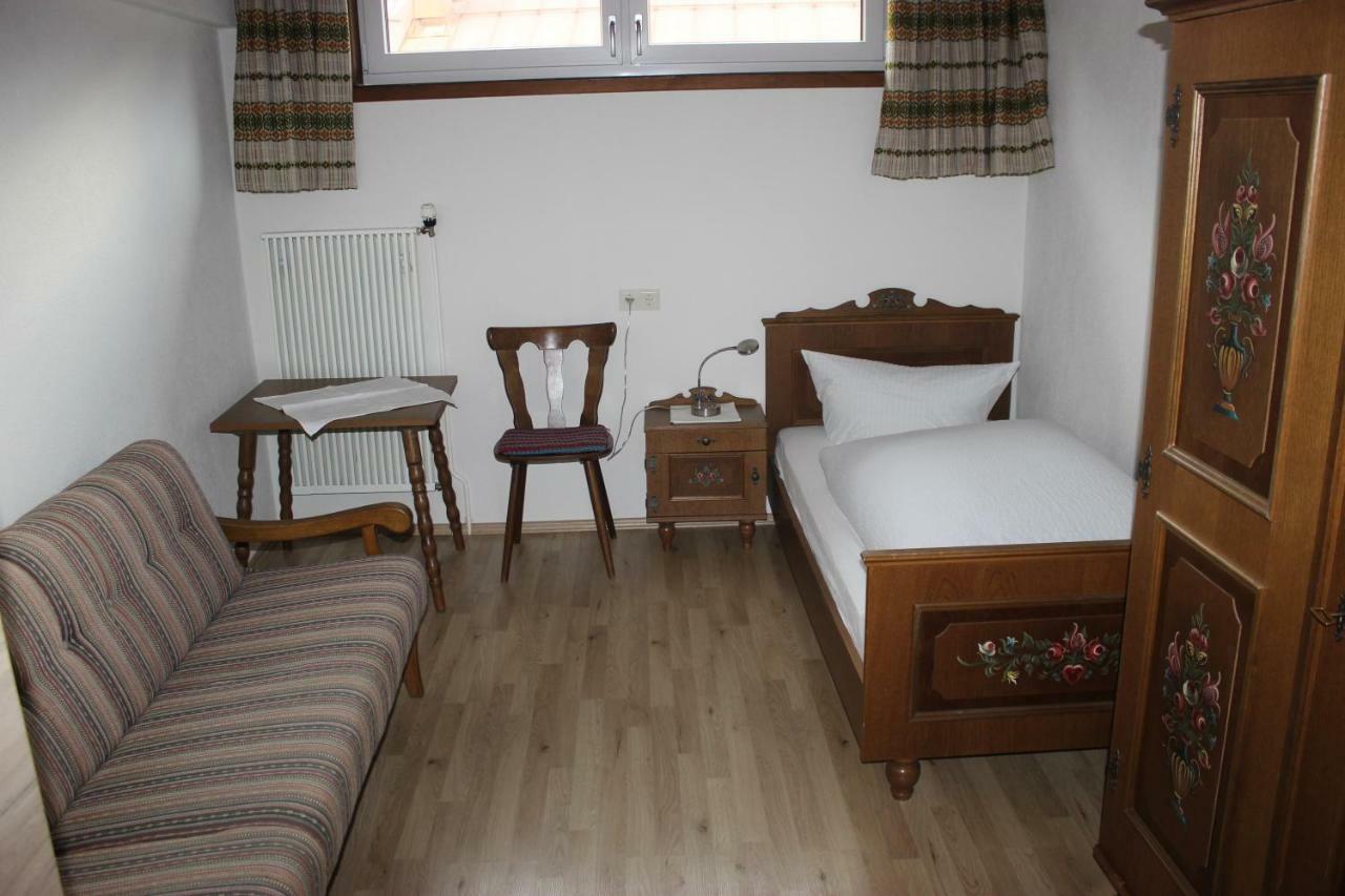 Ferienwohnungen Haus Bergflora Бах Екстериор снимка